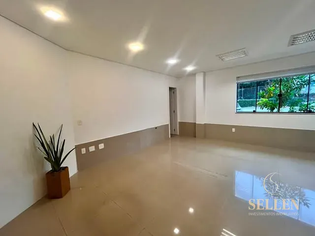 Sala para alugar, no bairro Ariribá em Balneário Camboriú