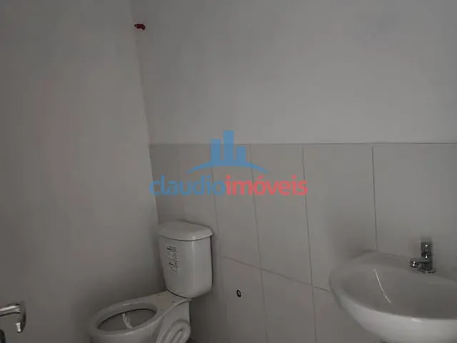 Sala para alugar, no bairro Ano Bom em Barra Mansa