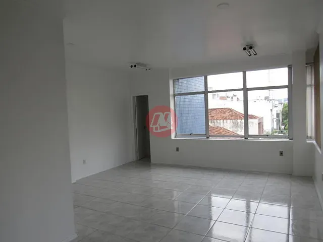 Sala para alugar, no bairro Rio Branco em Porto Alegre