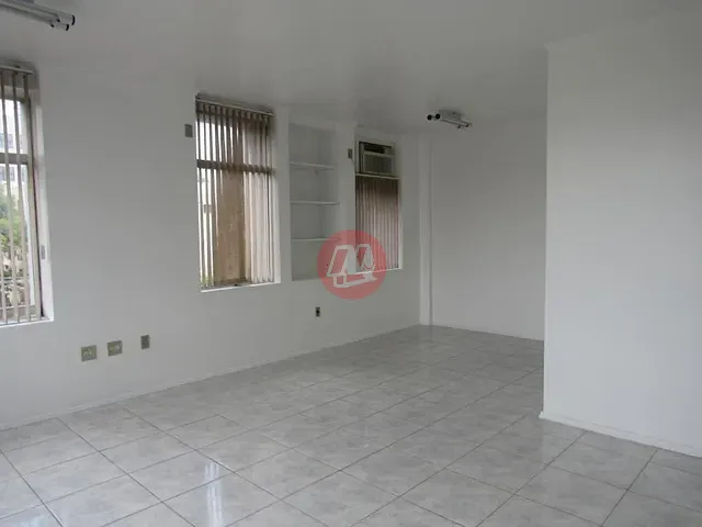 Sala para alugar, no bairro Rio Branco em Porto Alegre