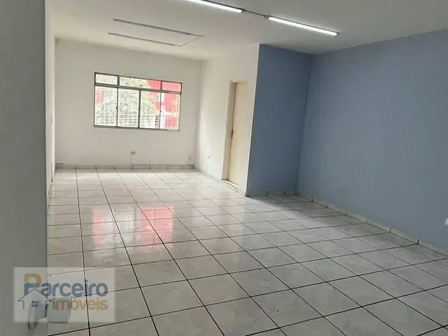 Sala com 50m², para alugar, no bairro Vila Ivone em São Paulo