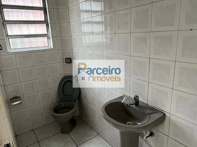 Sala com 50m², para alugar, no bairro Vila Ivone em São Paulo