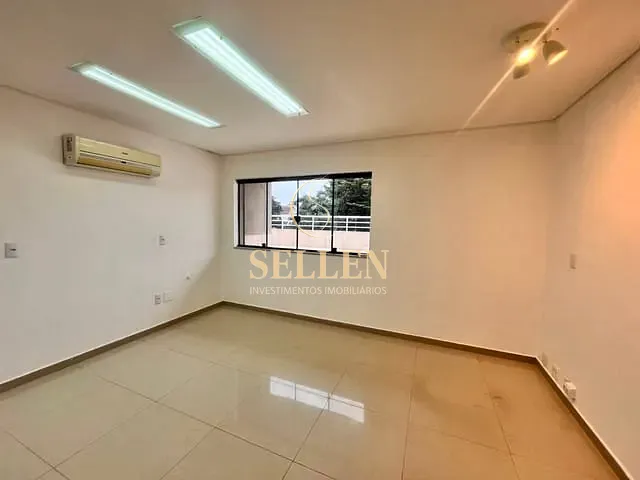 Sala para alugar, no bairro Ariribá em Balneário Camboriú