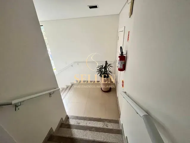 Sala para alugar, no bairro Ariribá em Balneário Camboriú