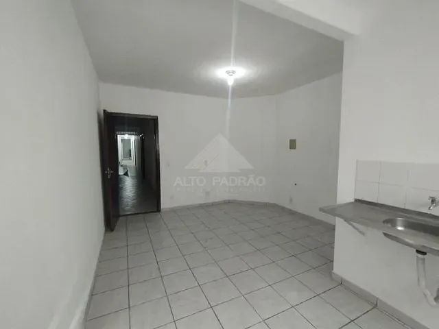 Sala com 30m², para alugar, no bairro Vila Bocaina em Mauá