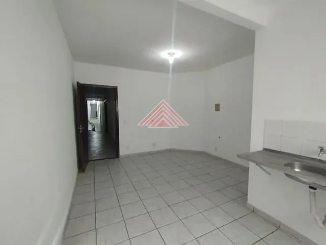 Sala com 30m², para alugar, no bairro Vila Bocaina em Mauá