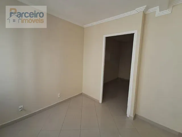 Sala com 34m², para alugar, no bairro Vila Gomes Cardim em São Paulo