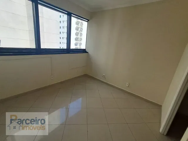 Sala com 34m², para alugar, no bairro Vila Gomes Cardim em São Paulo
