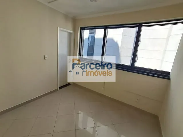 Sala com 34m², para alugar, no bairro Vila Gomes Cardim em São Paulo