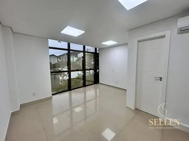 Sala para alugar, no bairro Ariribá em Balneário Camboriú