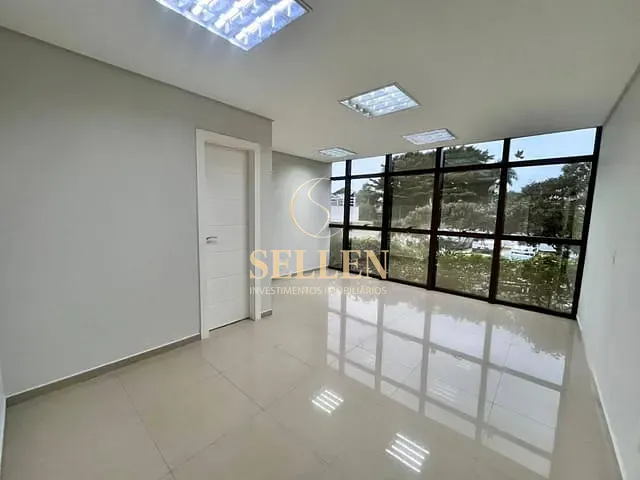 Sala para alugar, no bairro Ariribá em Balneário Camboriú