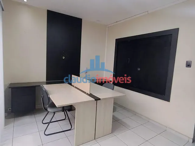Sala para alugar, no bairro Ano Bom em Barra Mansa