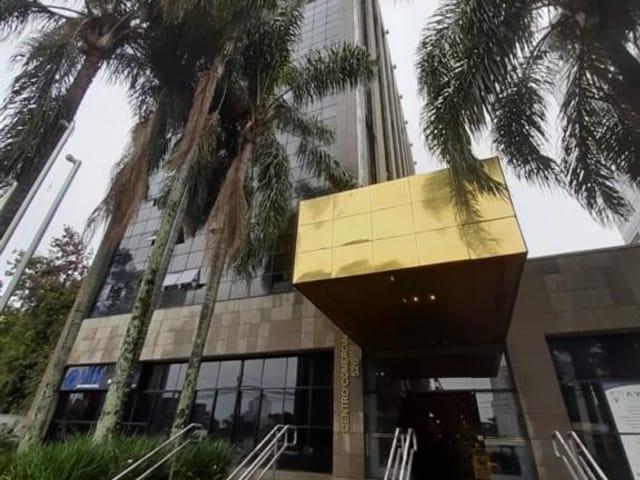 Sala para alugar, no bairro Centro Cívico em Curitiba
