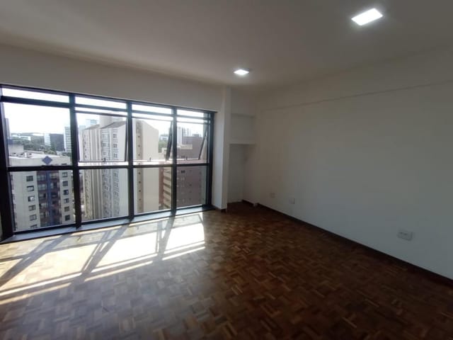 Sala para alugar, no bairro Centro Cívico em Curitiba