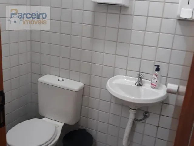 Sala com 34m², para alugar, no bairro Carrão em São Paulo
