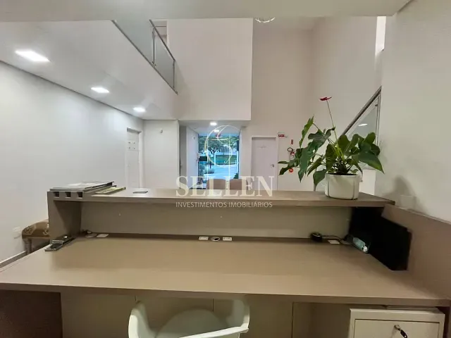 Sala para alugar, no bairro Ariribá em Balneário Camboriú