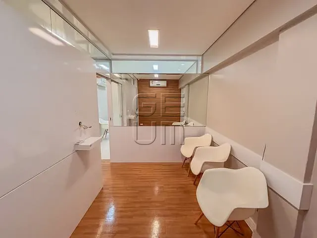 Sala com 80m², para alugar, no bairro Centro em Londrina