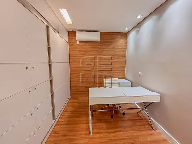 Sala com 80m², para alugar, no bairro Centro em Londrina