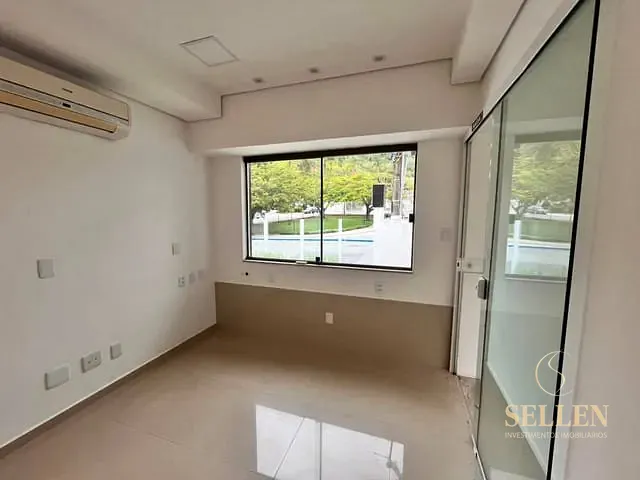 Sala para alugar, no bairro Ariribá em Balneário Camboriú