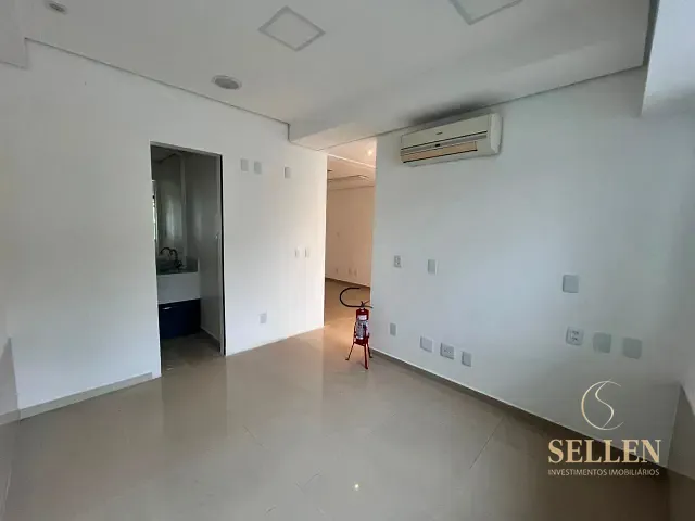 Sala para alugar, no bairro Ariribá em Balneário Camboriú