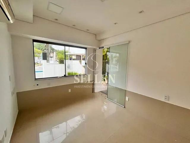 Sala para alugar, no bairro Ariribá em Balneário Camboriú