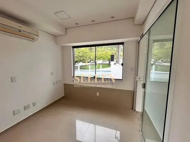 Sala para alugar, no bairro Ariribá em Balneário Camboriú