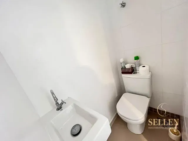 Sala para alugar, no bairro Ariribá em Balneário Camboriú