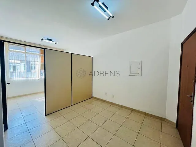 Sala à venda, no bairro República em São Paulo