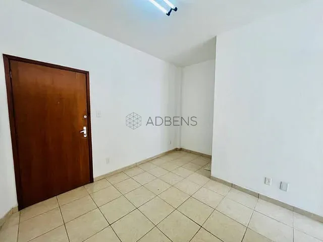 Sala à venda, no bairro República em São Paulo