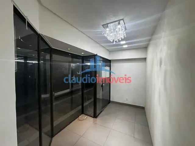 Sala à venda, no bairro Centro em Barra Mansa