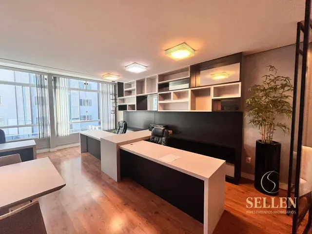 Sala para alugar, no bairro Centro em Balneário Camboriú