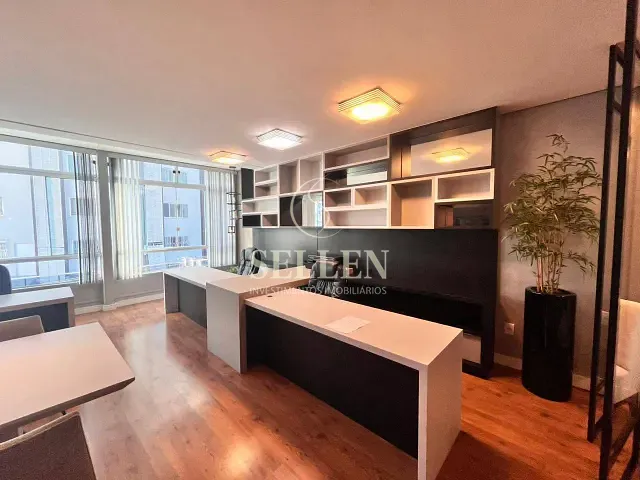 Sala para alugar, no bairro Centro em Balneário Camboriú