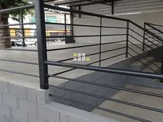 Prédio à venda, no bairro Vila Menuzzo em Sumaré
