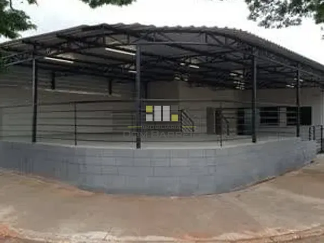 Prédio à venda, no bairro Vila Menuzzo em Sumaré