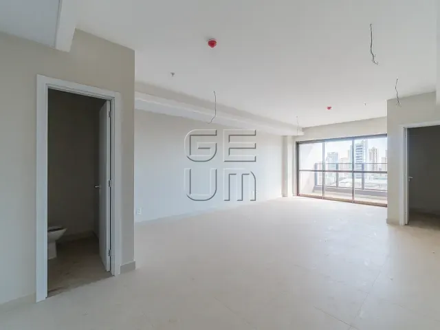 Sala à venda, no bairro Centro em Londrina