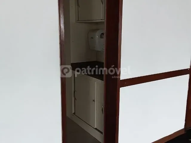 Andar corporativo com 667m², para alugar, no bairro Centro em Rio de Janeiro