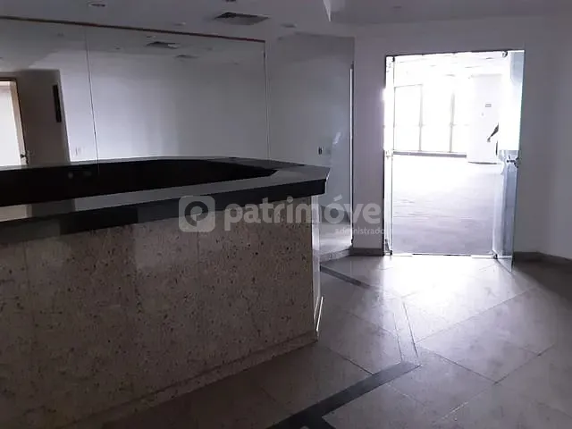 Andar corporativo com 667m², para alugar, no bairro Centro em Rio de Janeiro