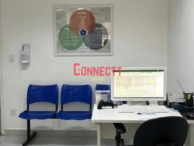 Sala à venda, no bairro Jardim Sumare em Ribeirão Preto