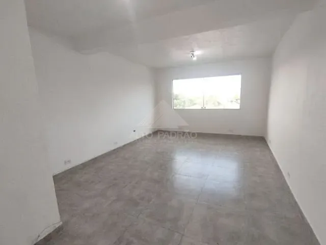 Sala com 20m², para alugar, no bairro Vila Augusto em Mauá