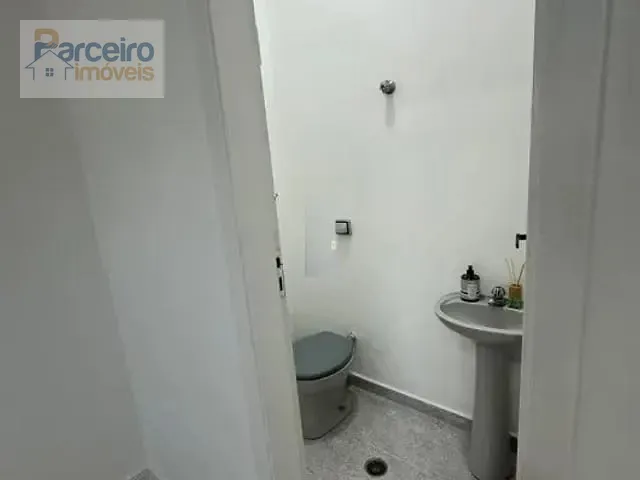 Sala para alugar, no bairro Vila Carrão em São Paulo