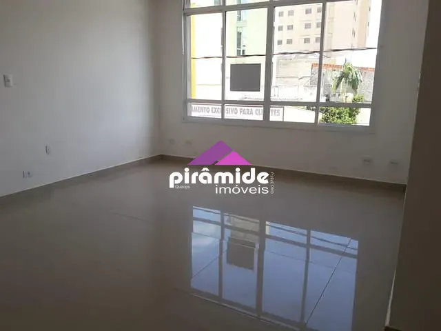 Sala com 42m², à venda, no bairro Centro em São José dos Campos