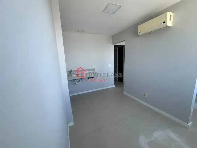 Sala para alugar, no bairro Praia da Costa em Vila Velha