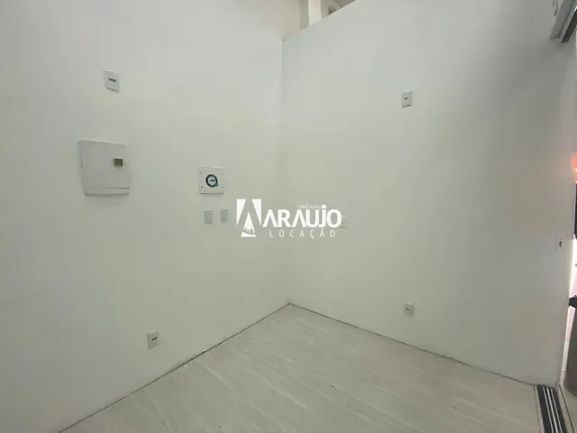Sala para alugar, no bairro Centro em Itajaí