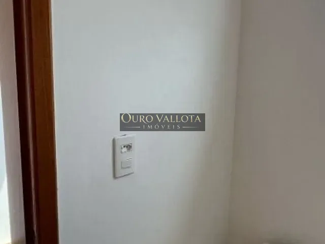Sala com 25m², para alugar, no bairro Vila Paulo Silas em São Paulo