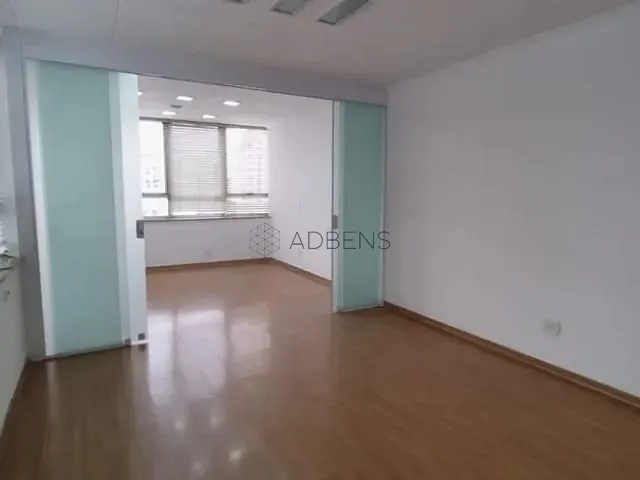Sala para alugar, no bairro Higienópolis em São Paulo