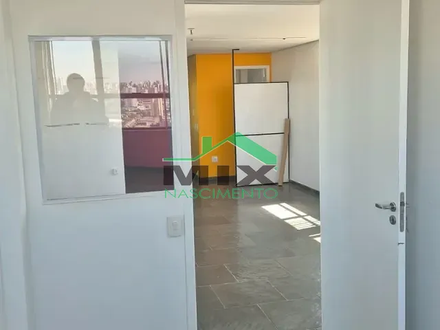 Sala à venda ou para alugar, no bairro Rudge Ramos em São Bernardo do Campo
