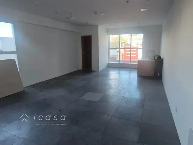 Sala com 52m², para alugar, no bairro Jardim São Dimas em São José dos Campos