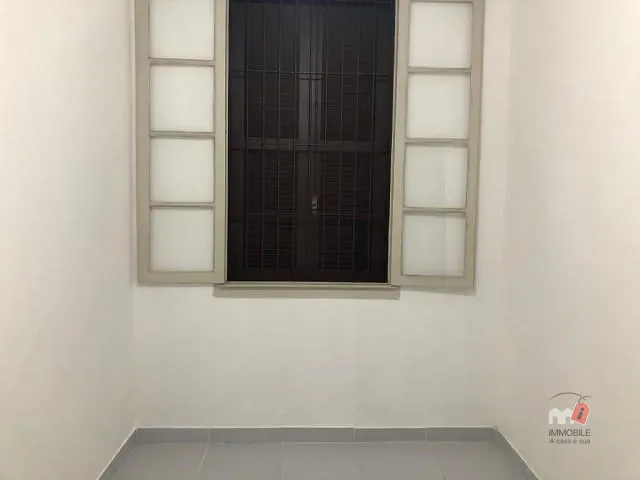 Sala para alugar, no bairro Centro em Petrópolis