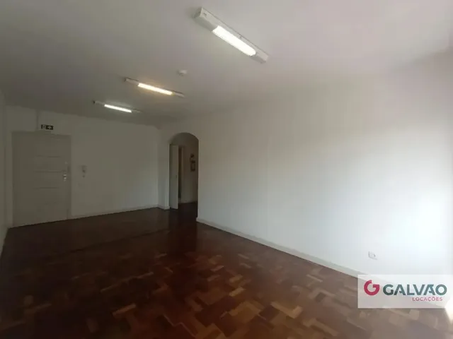 Sala para alugar, no bairro Centro em Curitiba