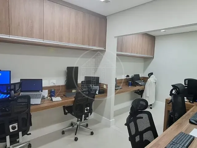 Sala com 44m², à venda, no bairro Granja Julieta em São Paulo